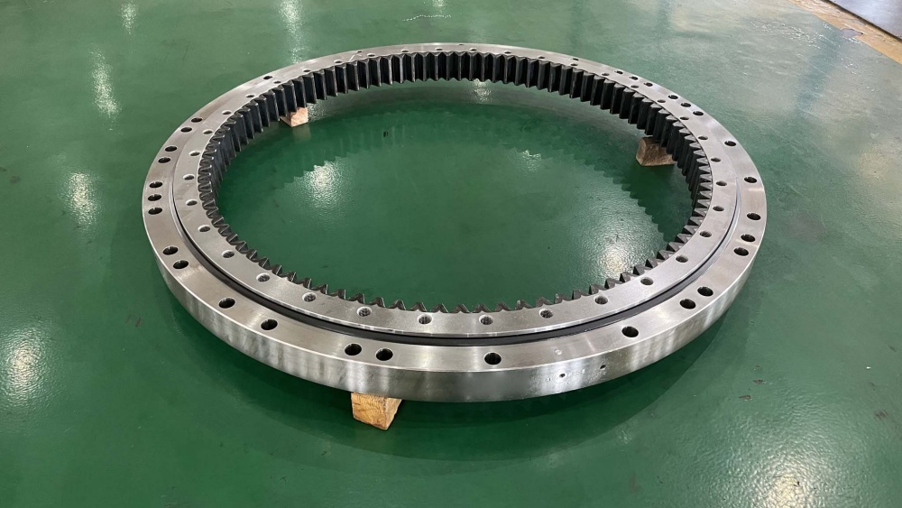 How to Dismantle a Slewing Bearing?‌