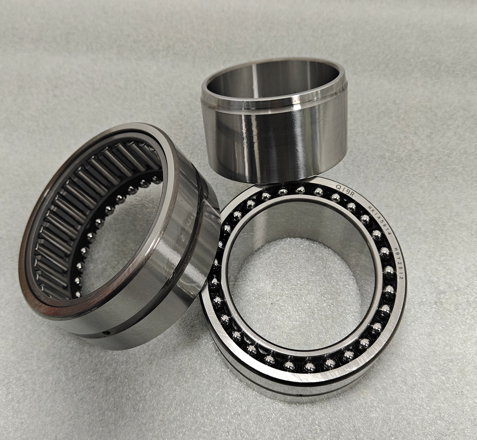 Integrated Bearing Design Gains Momentum: Needle Roller / Angular Contact Ball Bearings in Modern Machinery