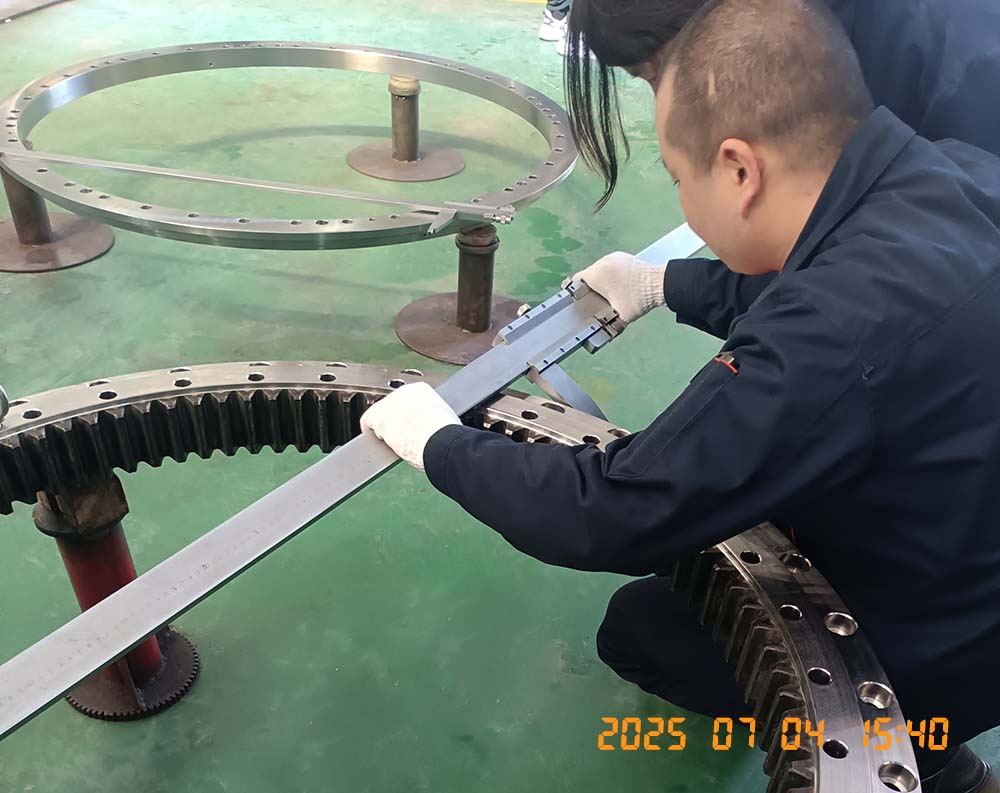 What are the production process flows of slewing bearings?